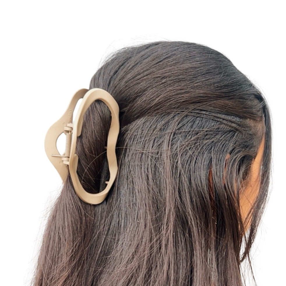 Mocha Wave Hair Claw